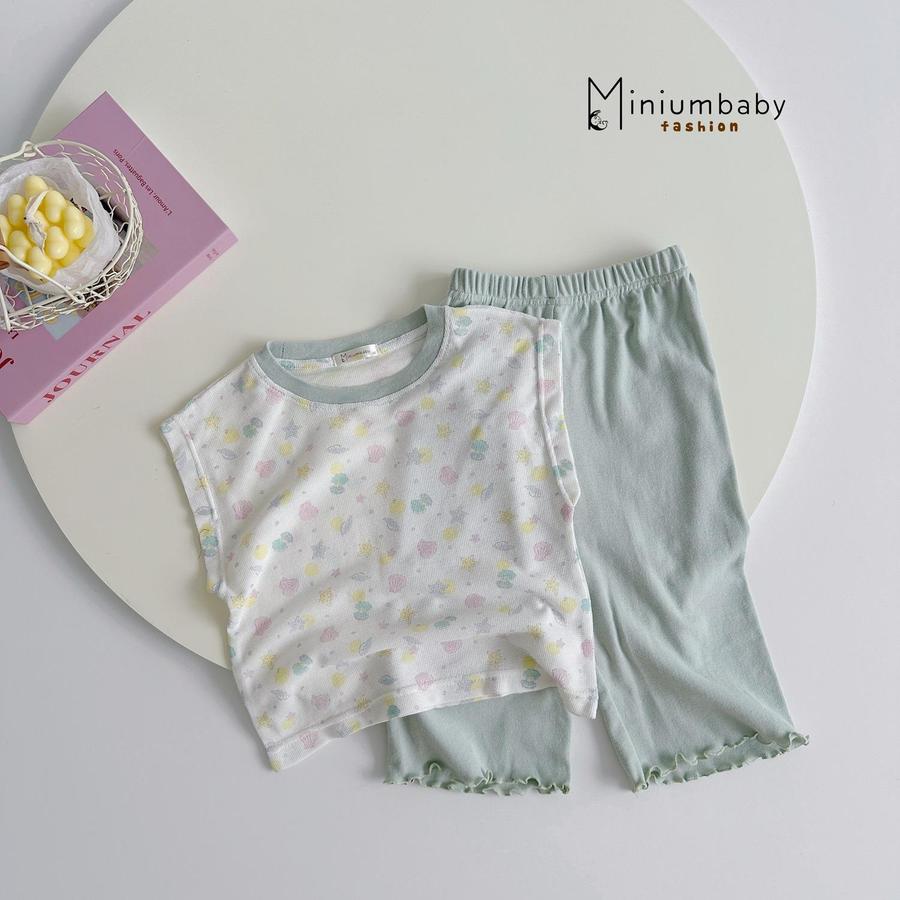 SB2389- bộ  sát nách bé gái phối cổ quần màu trơn, áo in họa tiết áo quần xanh