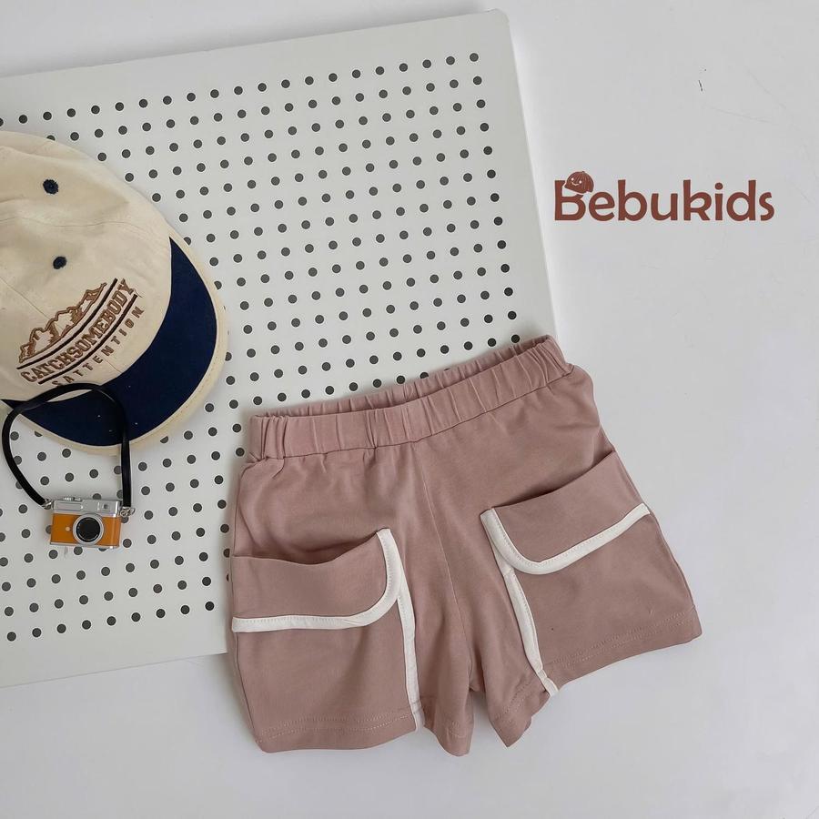 QC2301- quần đùi viền túi bé trai tím nâu