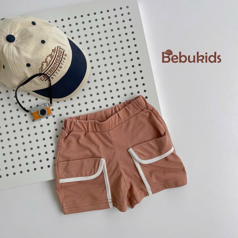 QC2301- quần đùi viền túi bé trai nâu đỏ