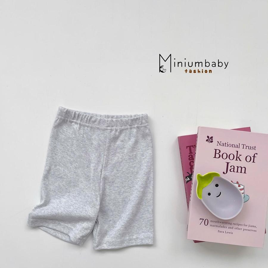 QC1555-quần đùi legging bé gái ghi nhạt