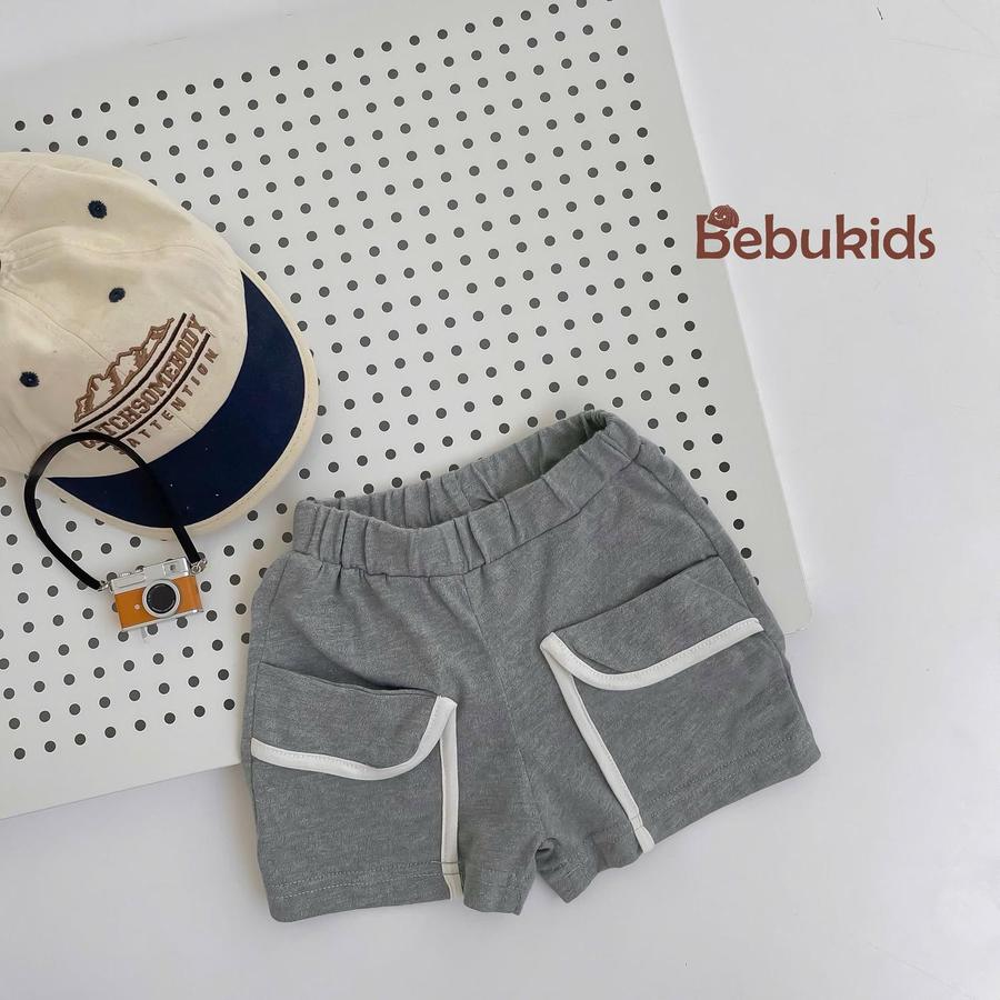 QC2301- quần đùi viền túi bé trai ghi