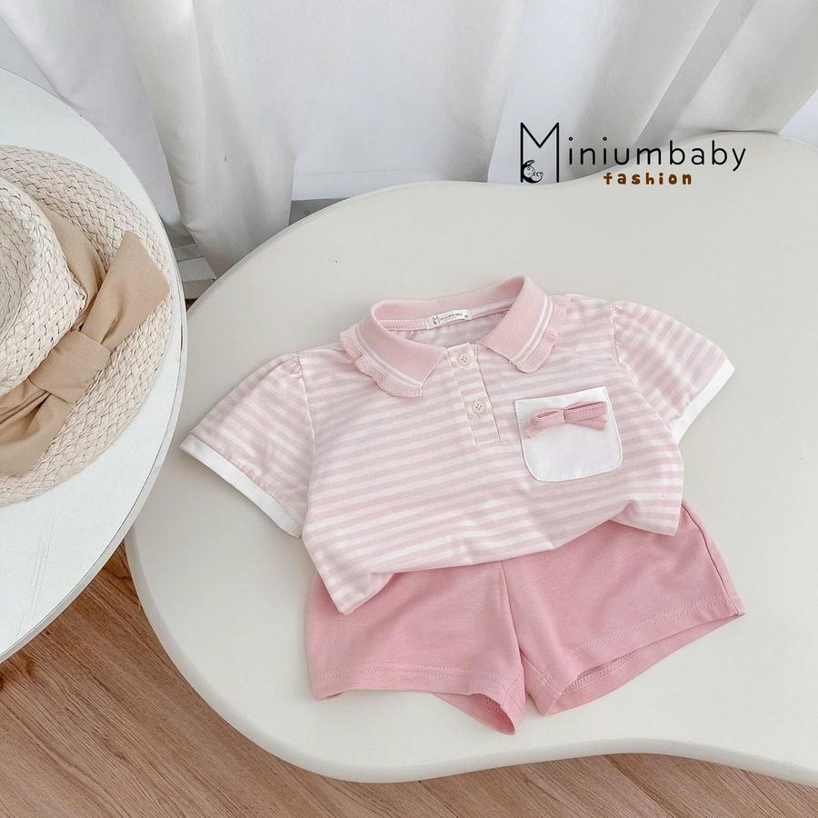 SB2304-bộ cộc cổ bèo túi ngực đính nơ áo kẻ 1