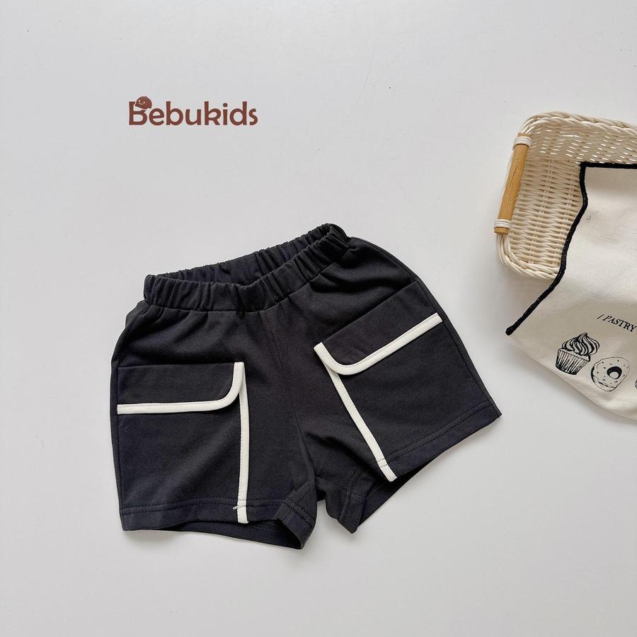 QC2301- quần đùi viền túi bé trai ghi đậm