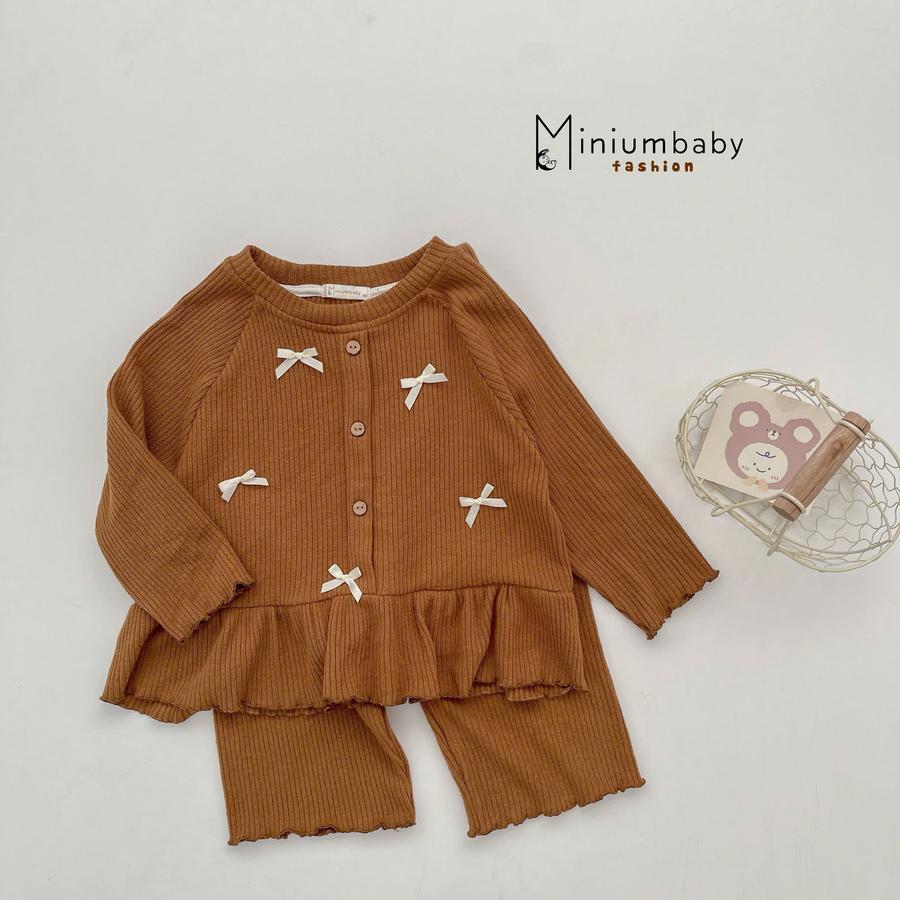 SB2207- bộ gân dài tay peplum quần suông nâu