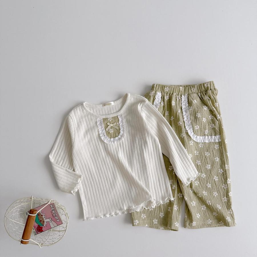 SB2394- bộ dài tay bé gái bèo nẹp, túi quần đính nơ nẹp áo trắng quần xanh