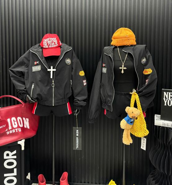 Product image - set áo khoác gió + quần đùi