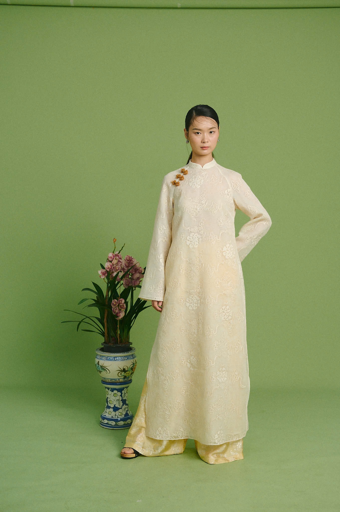 Áo dài Hoàng Anh