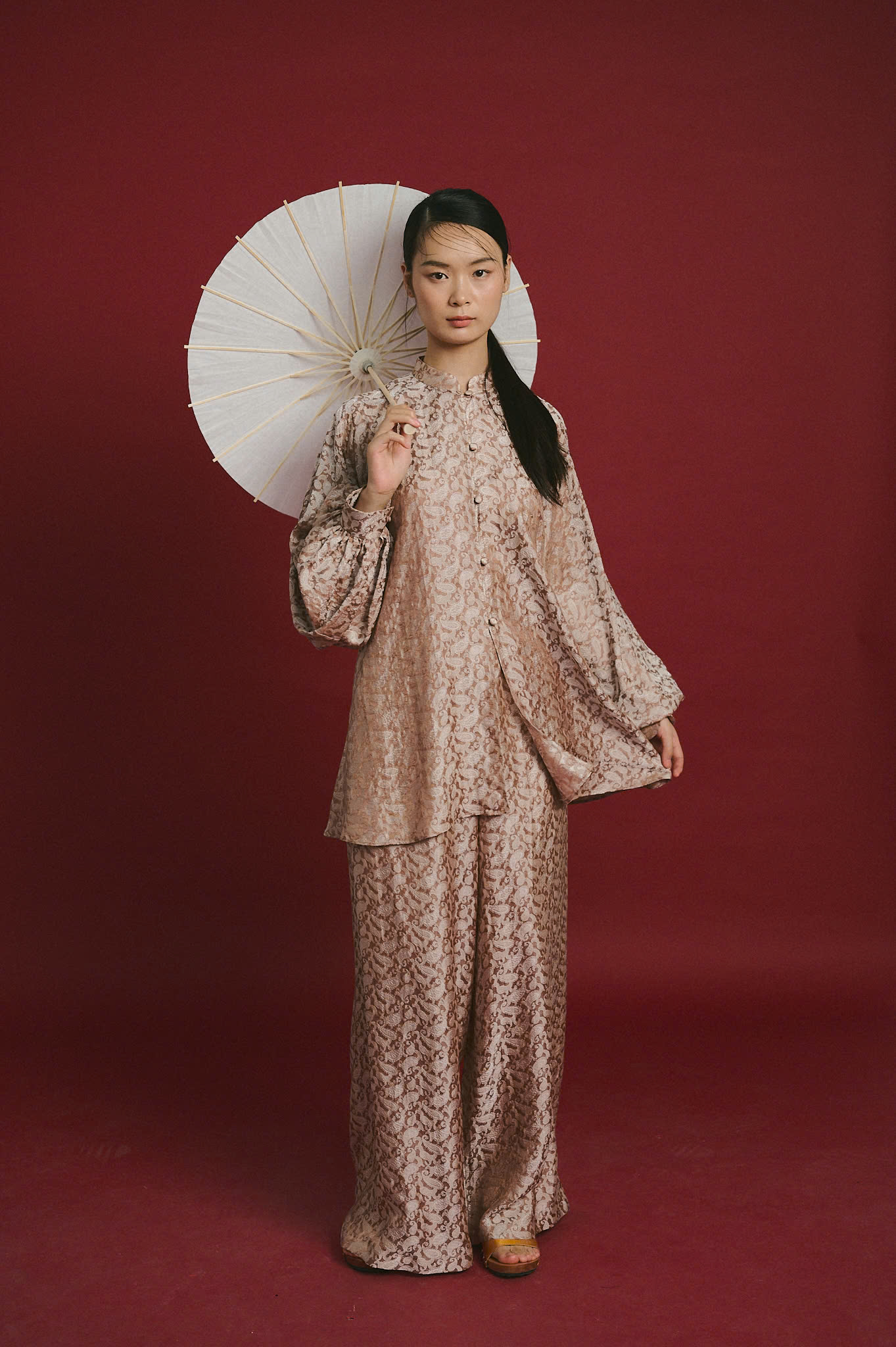 Áo Thúy Vy - nâu