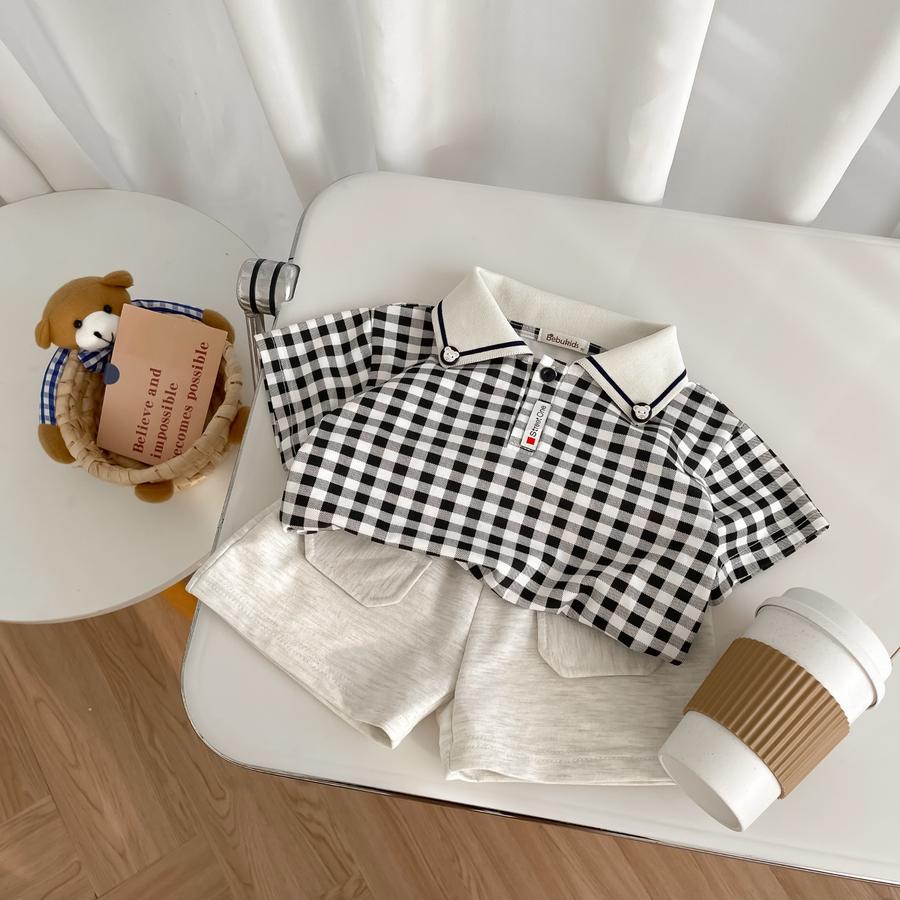 SB2334- bộ polo bé trai phối viền cổ, logo đính nẹp karo be