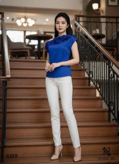 Product image - Áo lệch vai có bèo