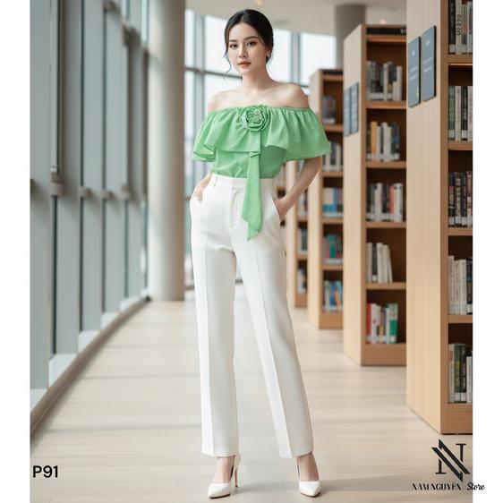 Product image - Áo bẹt vai xanh min có hoa