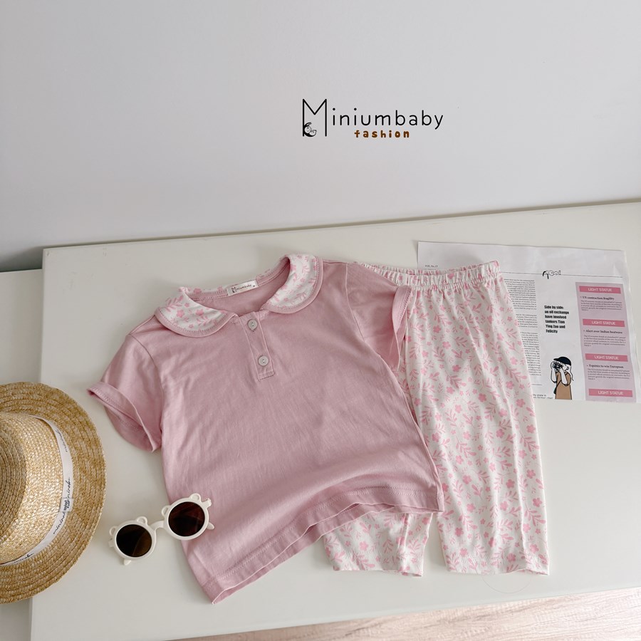 Bộ cộc quần lỡ bé gái có cổ