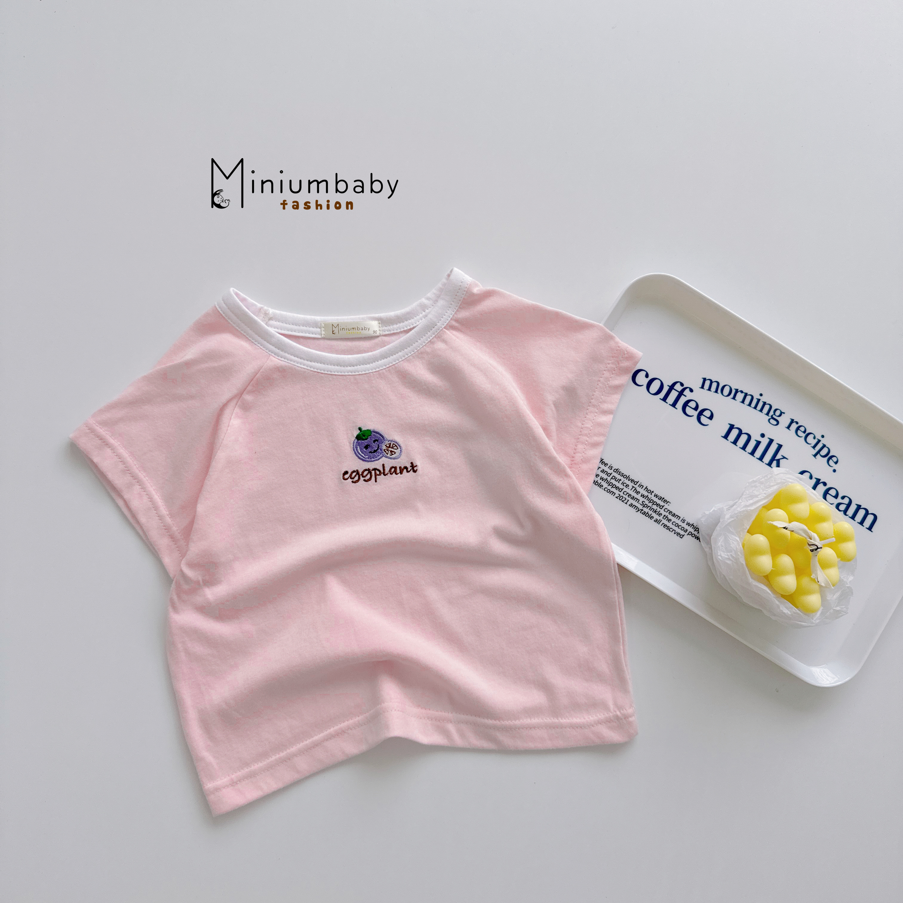 A1934- áo cộc tay phối cổ thêu củ quả hồng sỉn