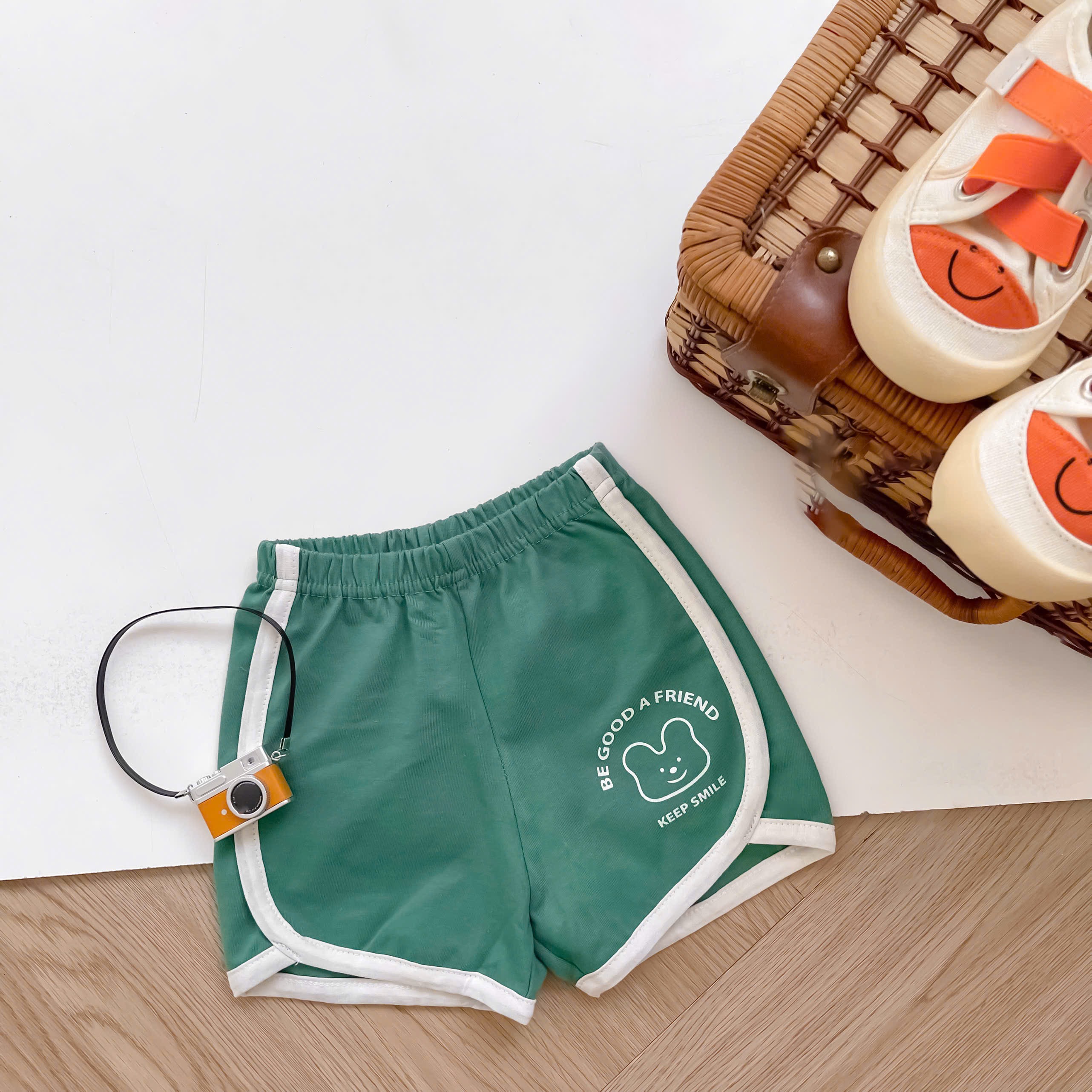 QC1591- quần đùi họa tiết cho bé rêu1