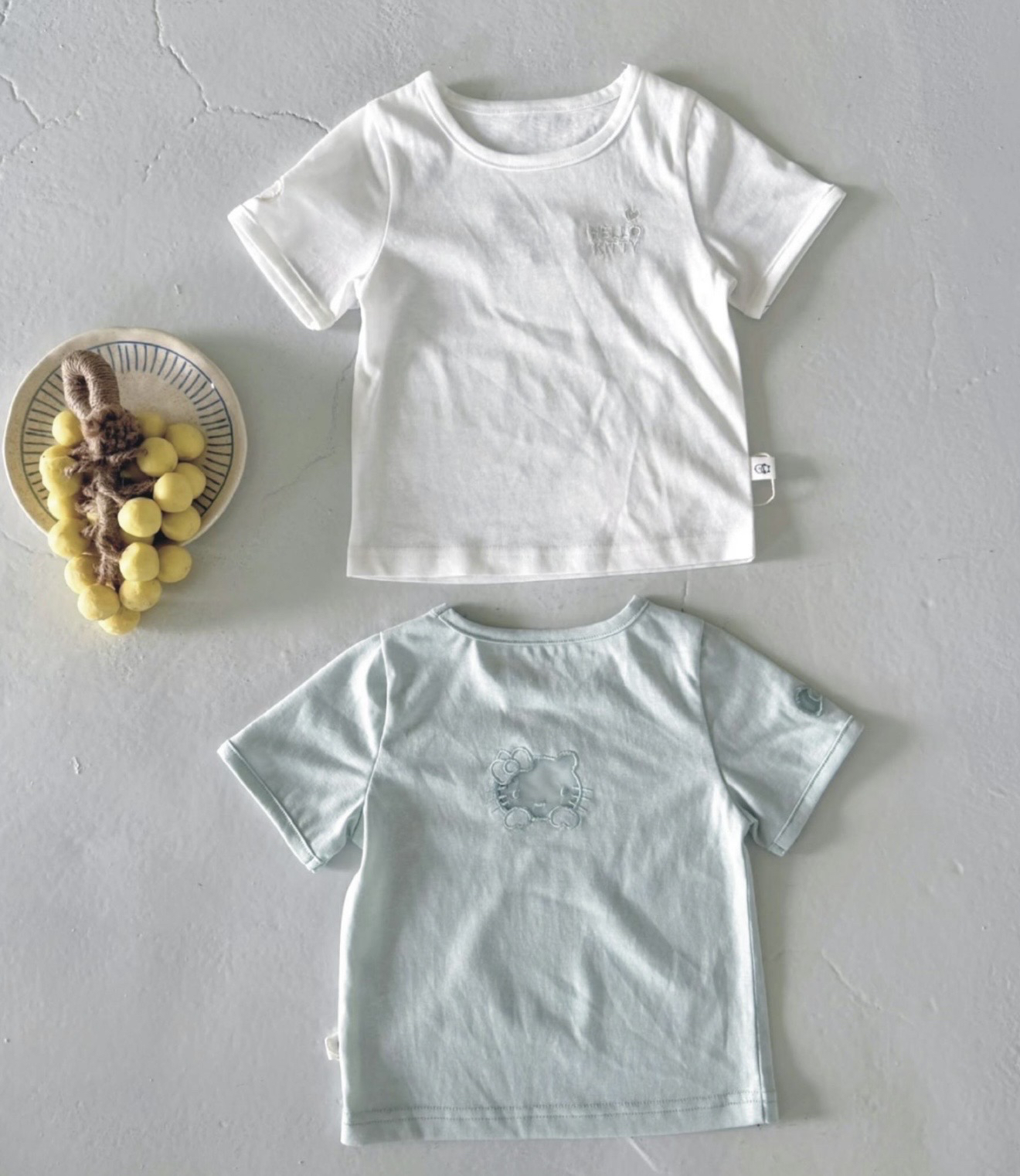 áo cộc xanh ngọc kitty n-fufu