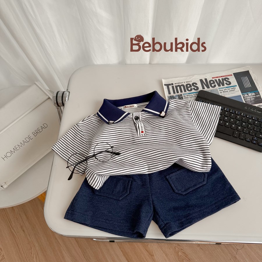 SB2334- bộ polo bé trai phối viền cổ, logo đính nẹp kẻ ngang2