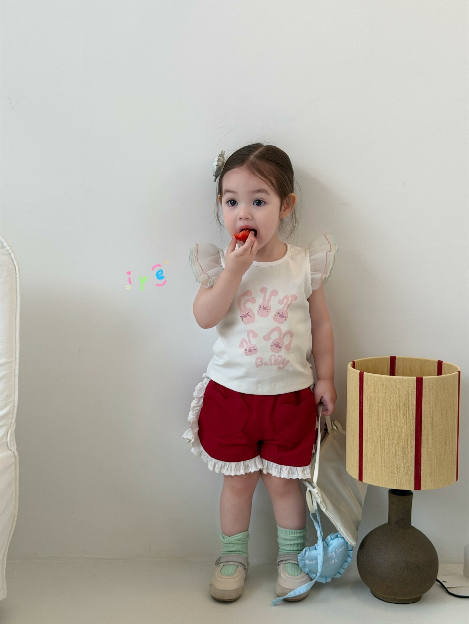 sooc đỏ viền ren túi tim iye