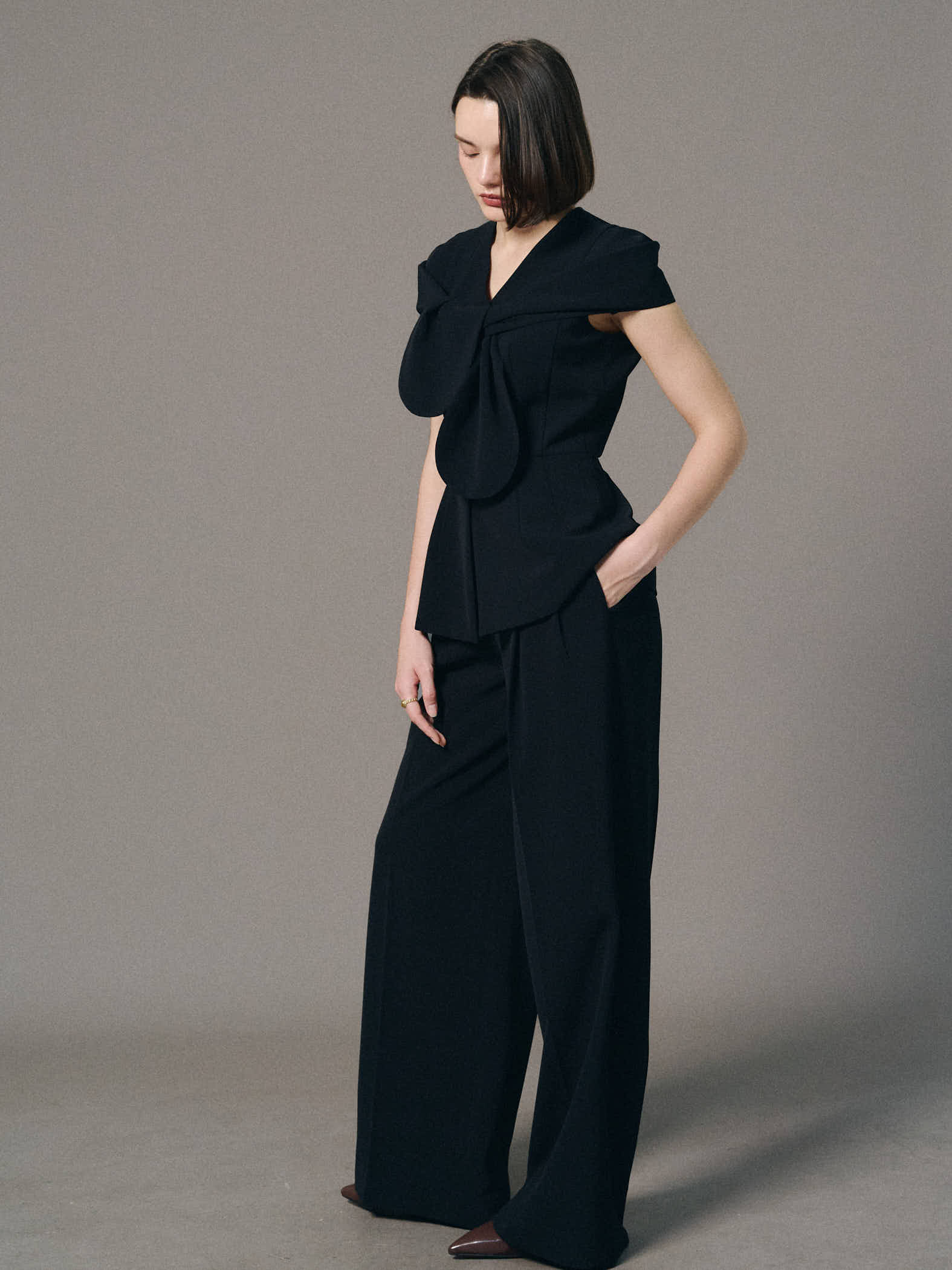 Drape bow-front top