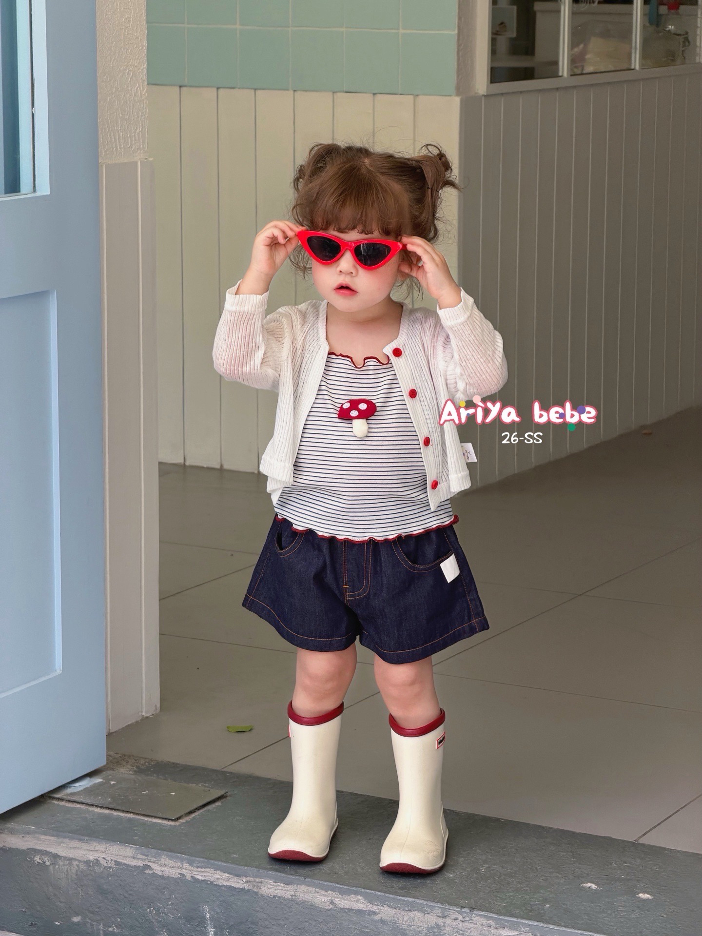 sooc bò đậm viền chỉ cam ariya