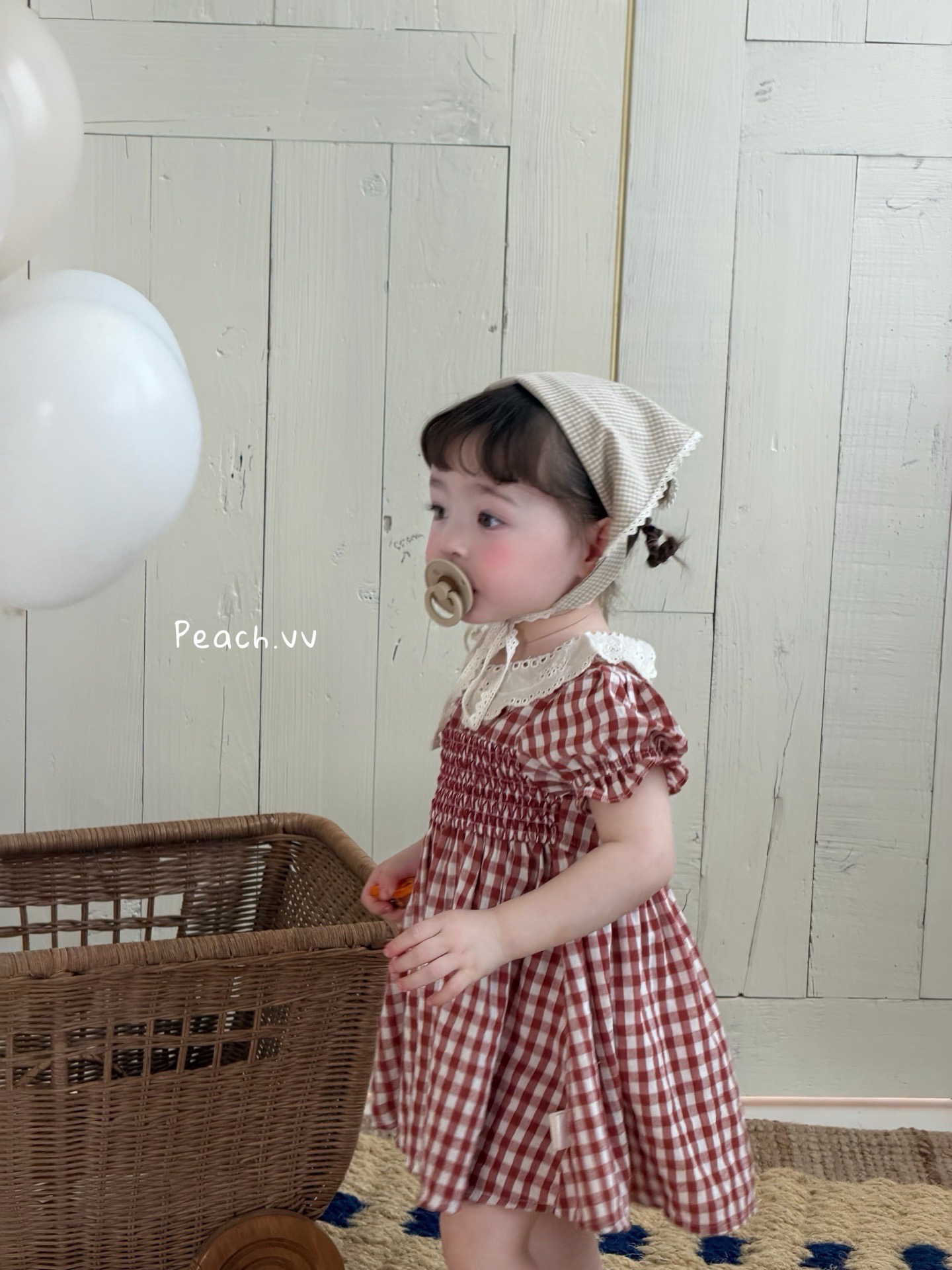 váy kẻ caro cam đất cổ ren peach