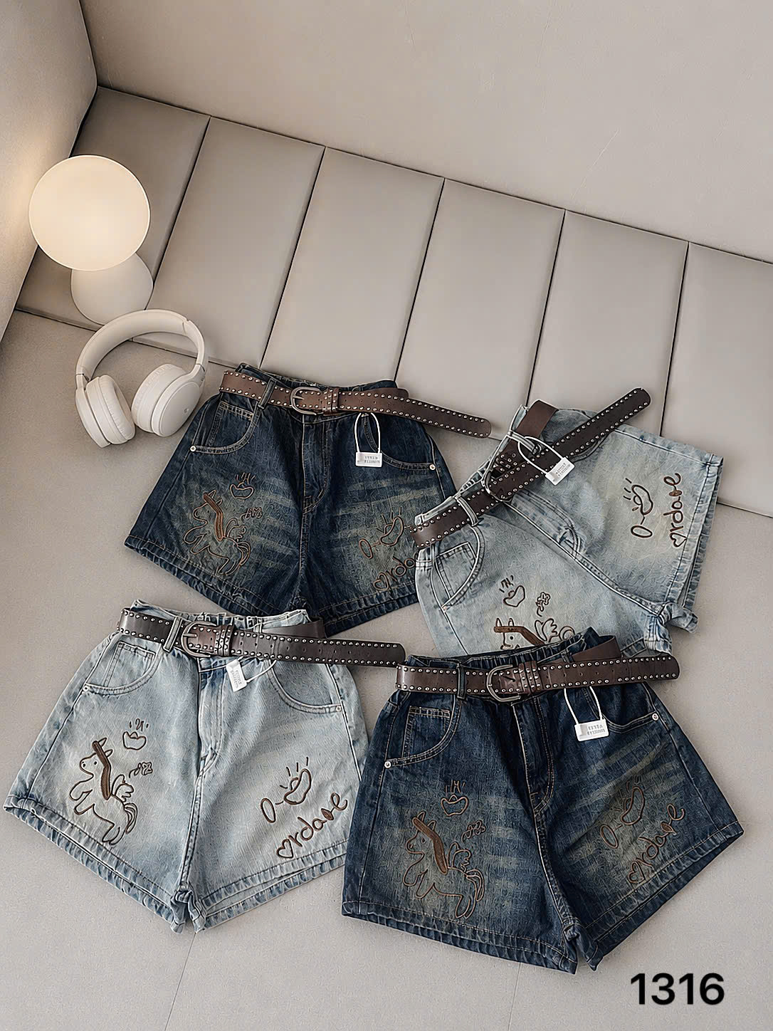 Quần short jean lưng thun thêu ngựa bigsize T-QSJ1316 ảnh mặc thật màu xanh jean