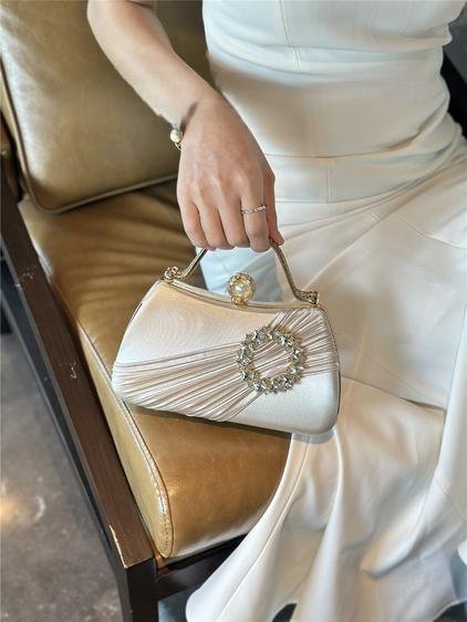 Product image - Túi Xách Dạ Hội - VLN04 - màu be