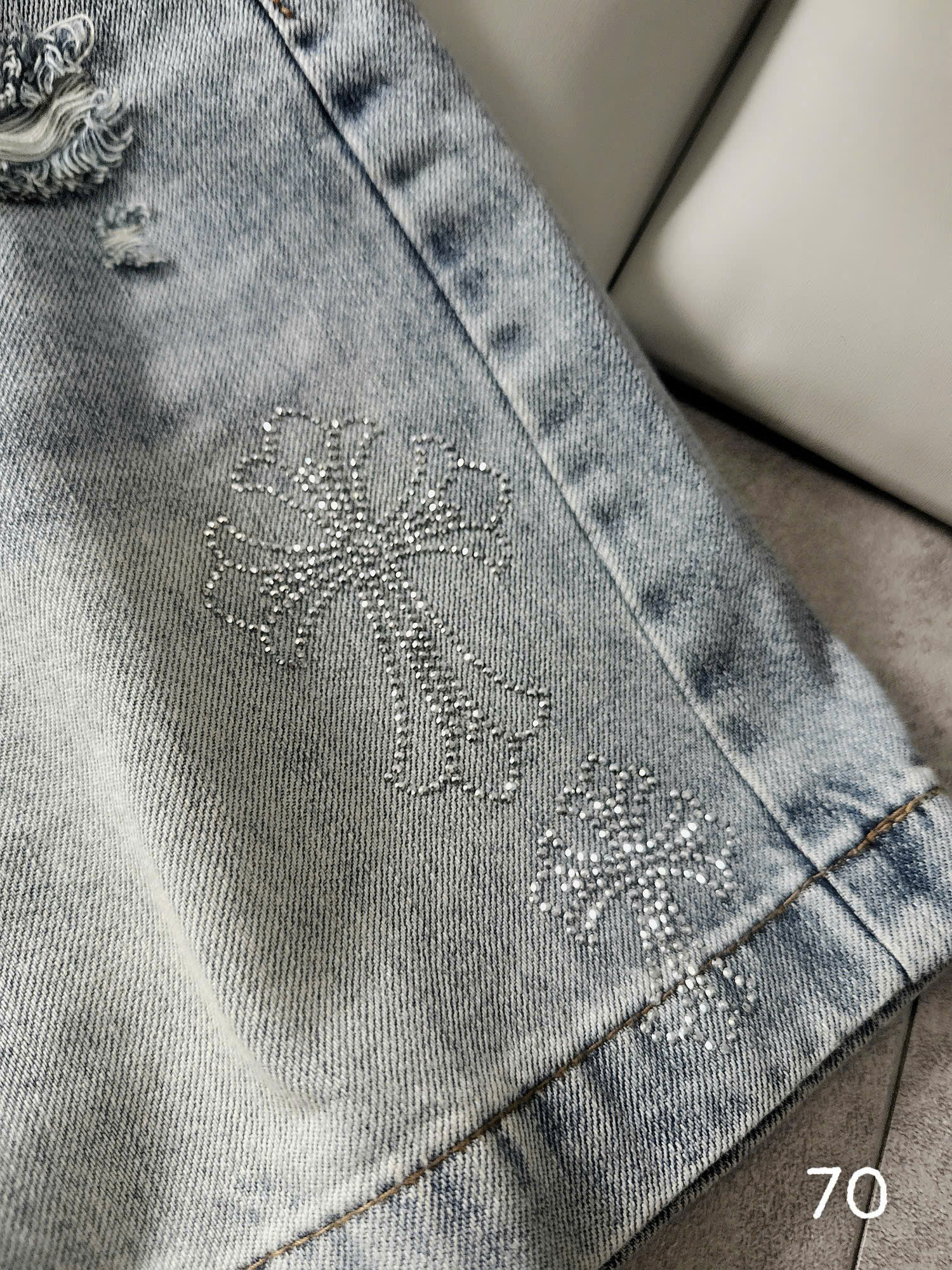 Chi tiết quần short jean lửng lưng thun bigsize T-QSJ70