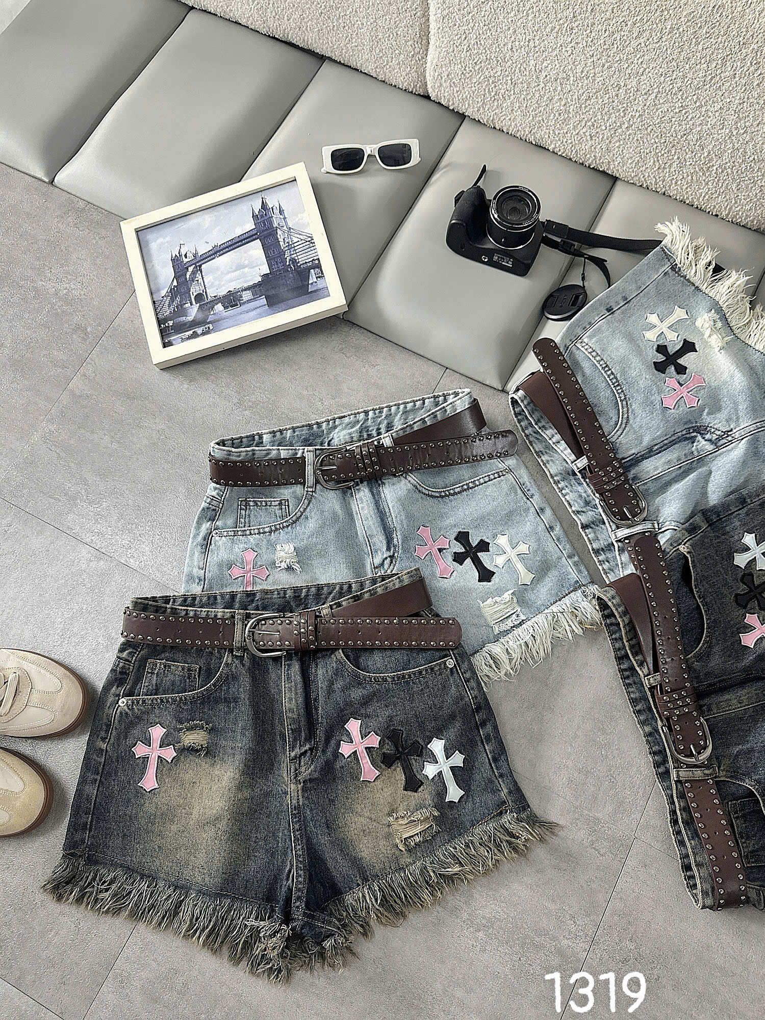 Ảnh mặc thật quần short jean thêu chữ thập bigsize T-QSJ1319 màu xanh jean