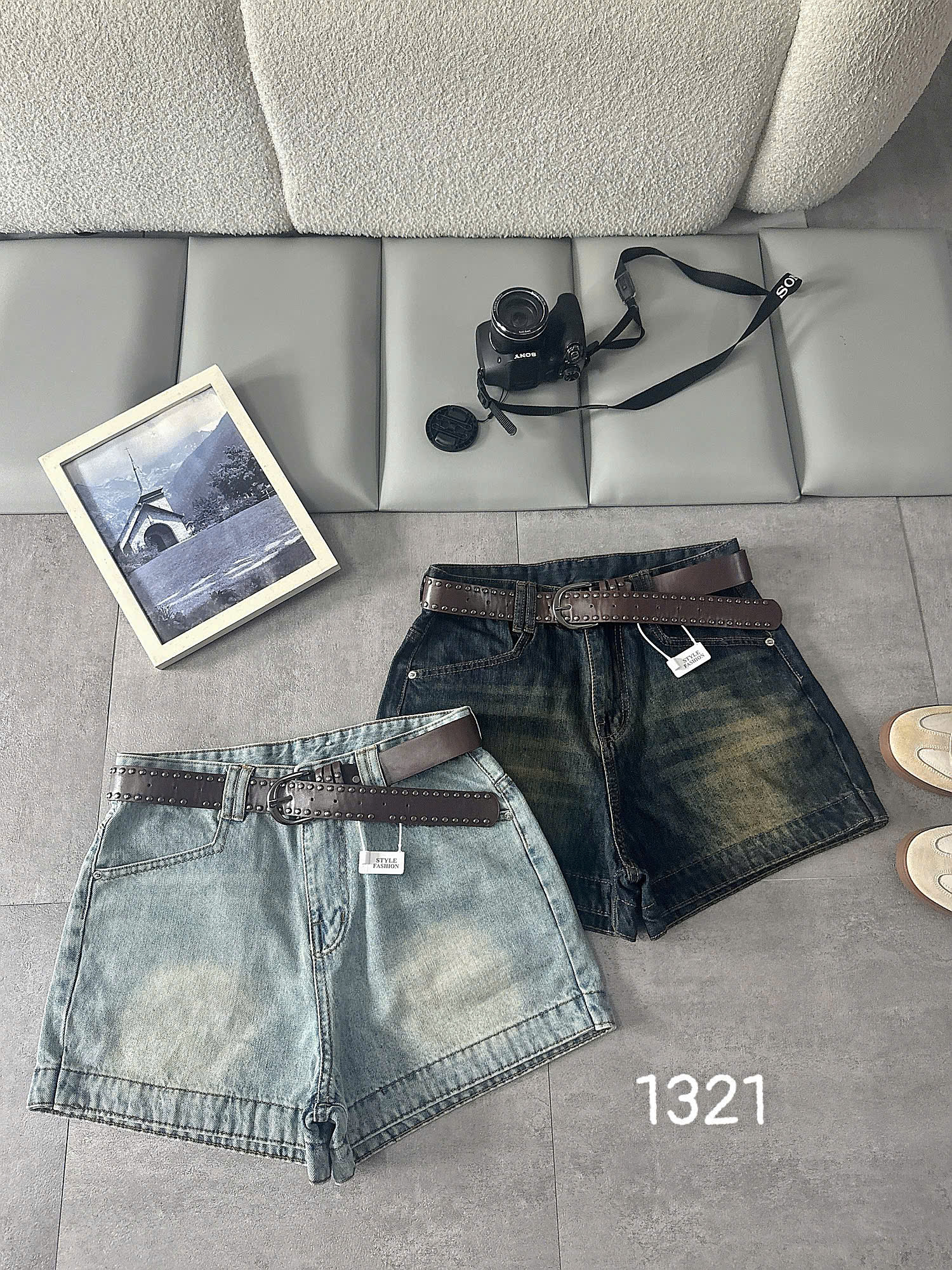 Mặt trước quần short jean bigsize T-QSJ1321 màu xanh jean nhạt và xanh jean đậm