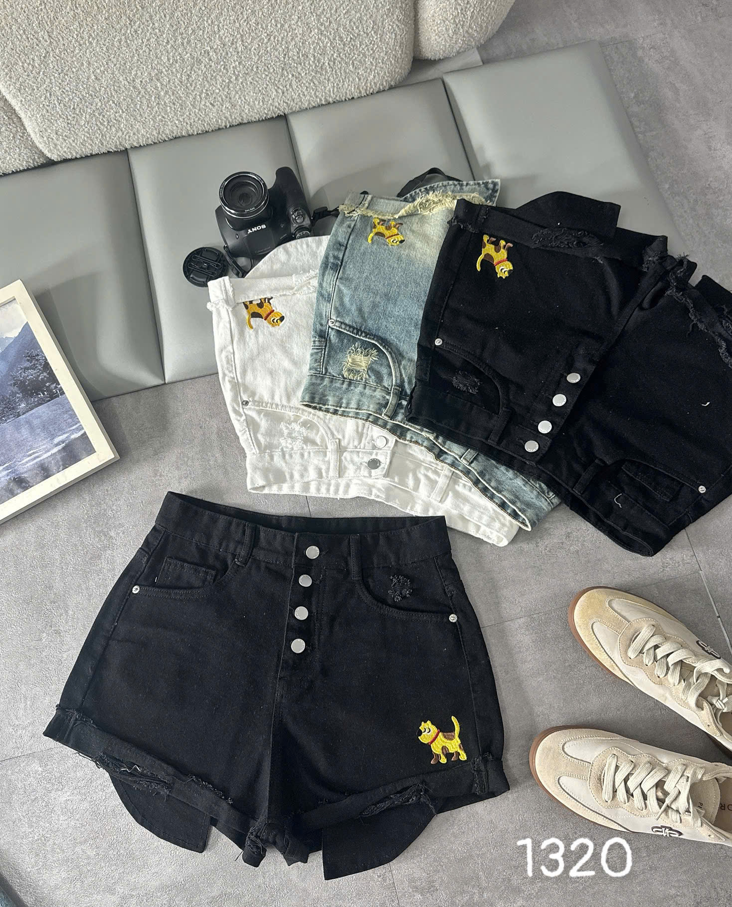 Quần short jean bigsize T-QSJ1320 màu đen cùng các màu trắng xanh jean