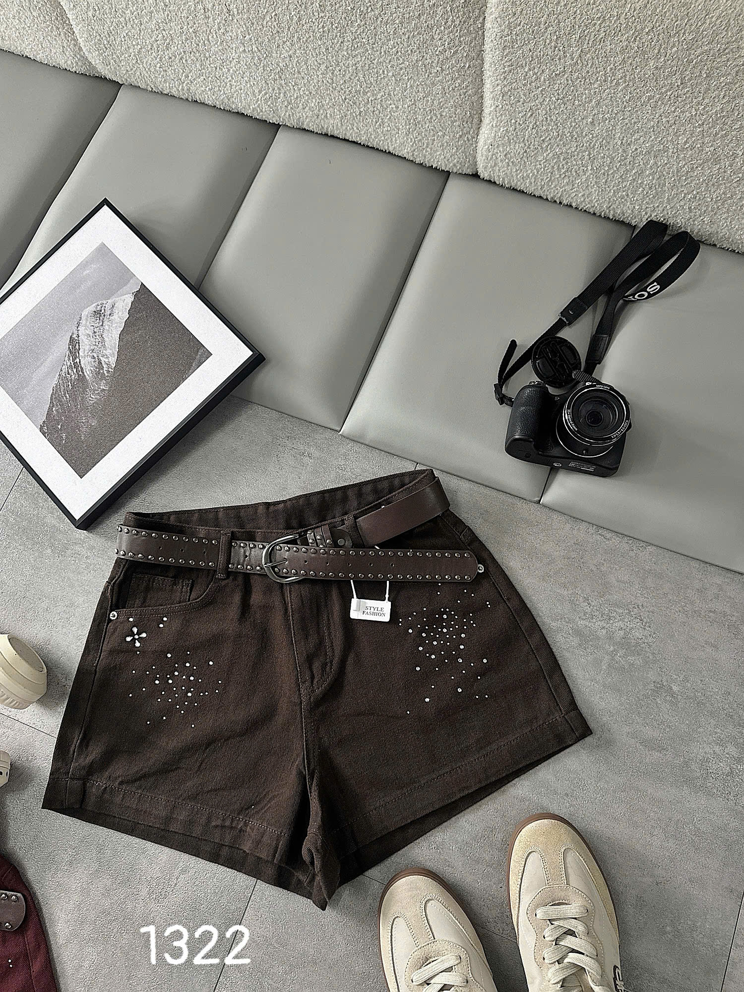 Quần short jean ép đá bigsize T-QSJ1322 màu nâu đậm form đứng lai may rõ
