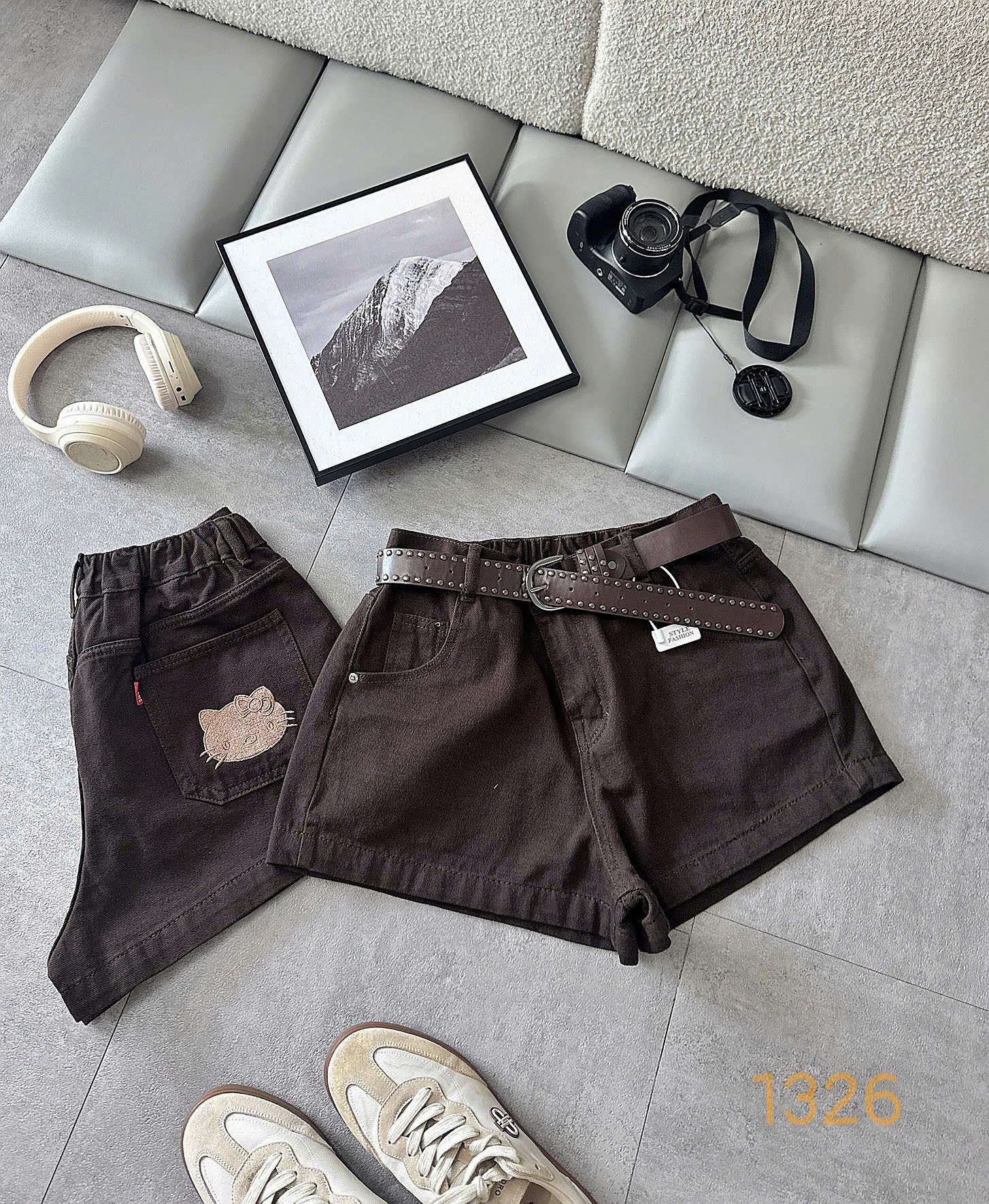 Quần short jean thêu mèo lưng thun bigsize T-QSJ1326 chi tiết túi sau và lai quần