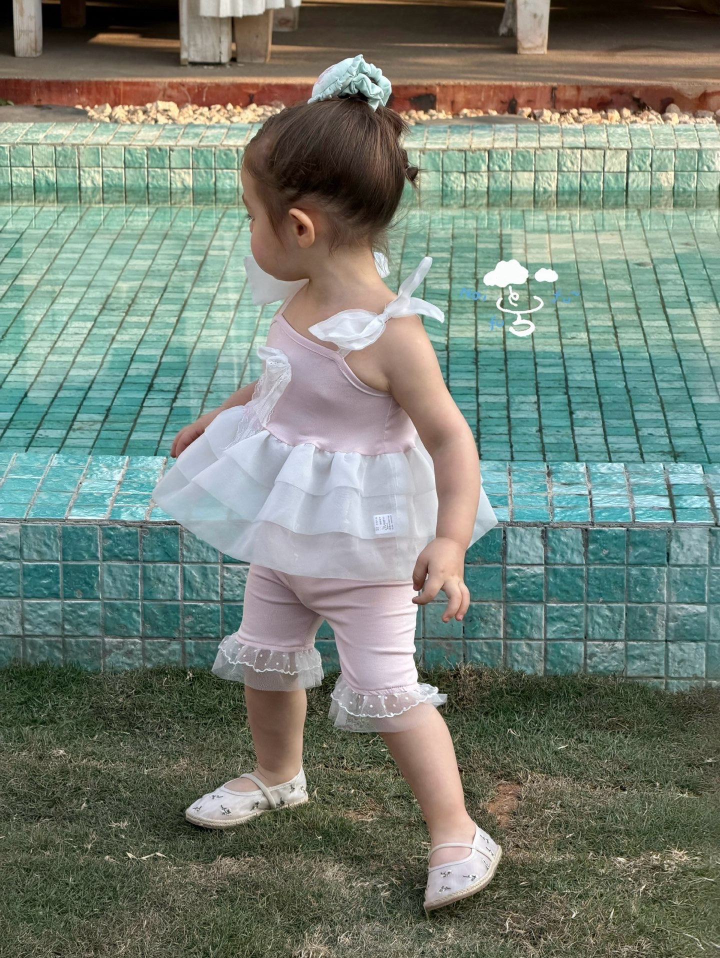 set áo+ quần legginng hồng n-fufu