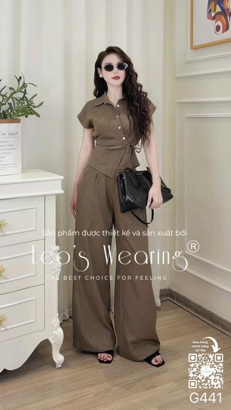 Product image - G441-Sét áo sơmi đũi text mỳ nút chéo phối dây chiết eo, tay cánh tiên+Quần dài suông nâu
