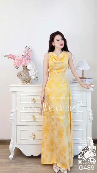 Product image - G489-Đầm lụa cổ đổ tay sát nách dáng dài họa tiết hoa vàng