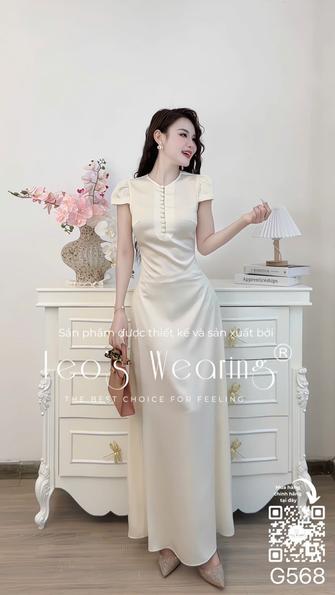 Product image - G568-Đầm lụa cao cấp dáng dài, cổ tròn đính nút, tay ngắn be kem