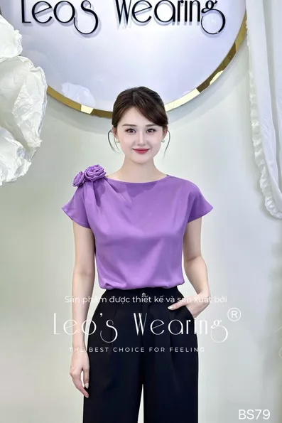 Product image - BS79-Áo lụa cổ thuyền đính hoa tay ngắn tím