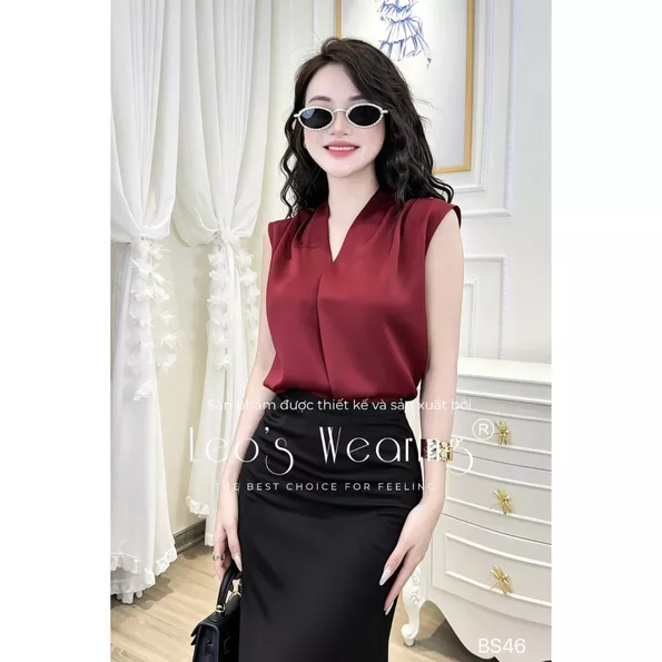 Product image - BS46-Áo lụa kiểu sát nách cổ V cách điệu thanh lịch màu đỏ rượu