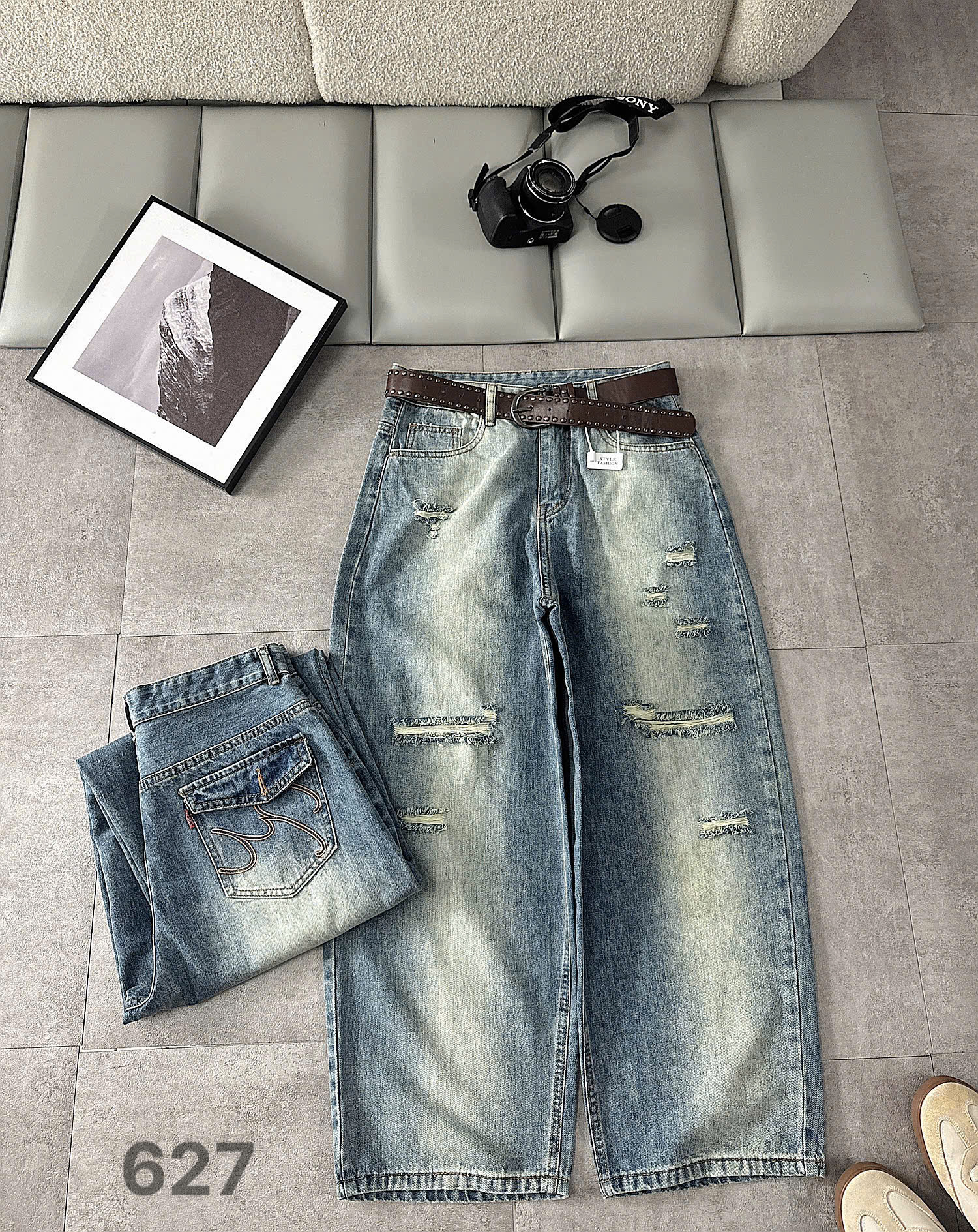 Góc chụp mặt trước quần jean boy thụng bigsize T-QJ627 xanh nhạt
