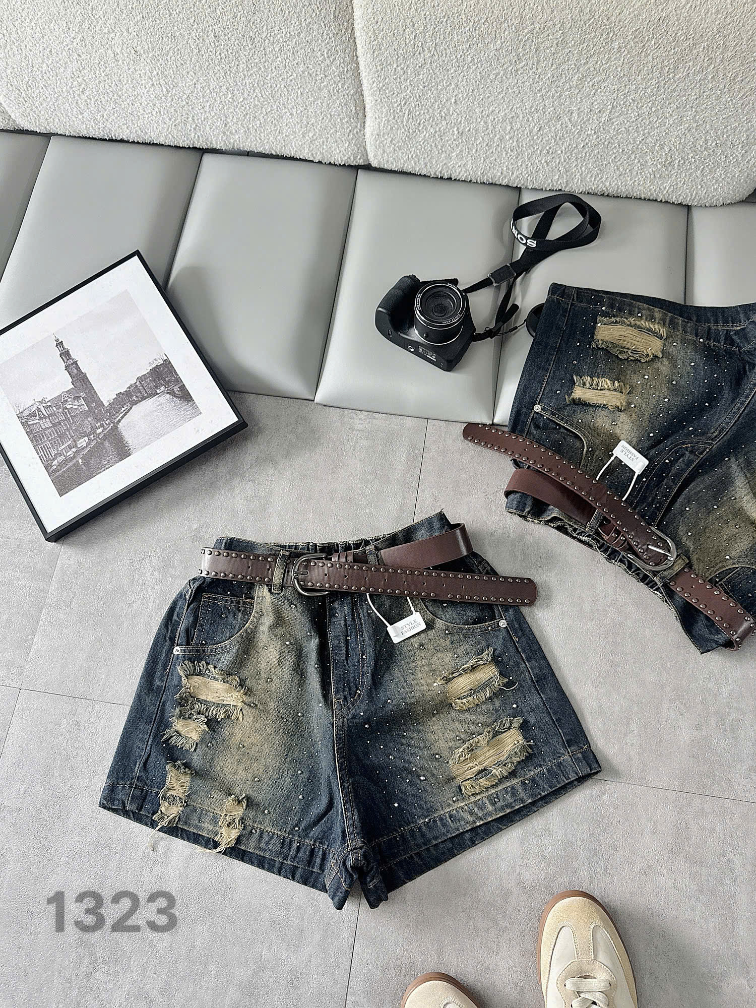 Quần short jean bigsize T-QSJ1323 xanh wash đậm ép đá phối rách mặt trước
