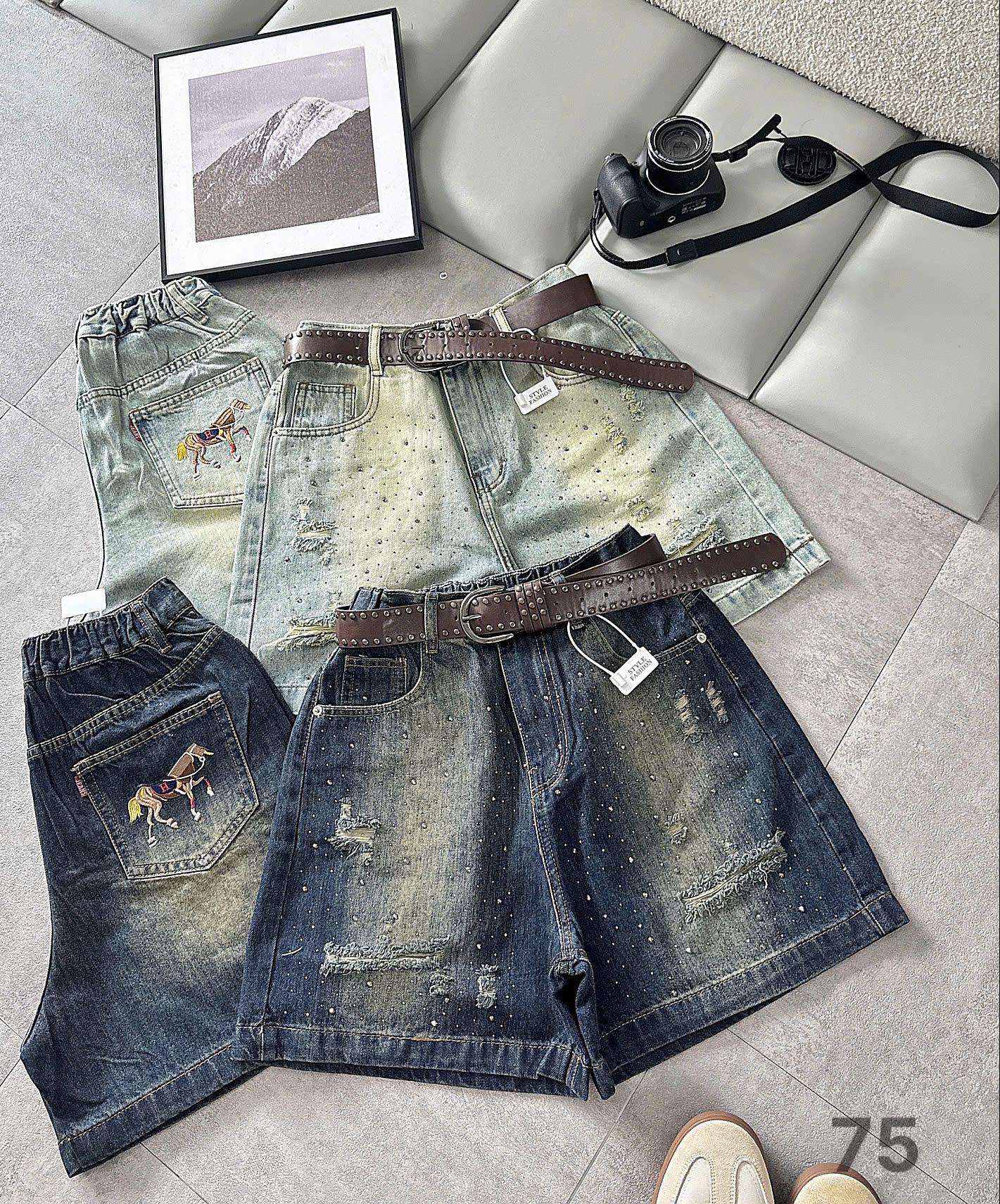 So sánh màu xanh nhạt và xanh đậm của quần short jean lửng bigsize T-QSJ75