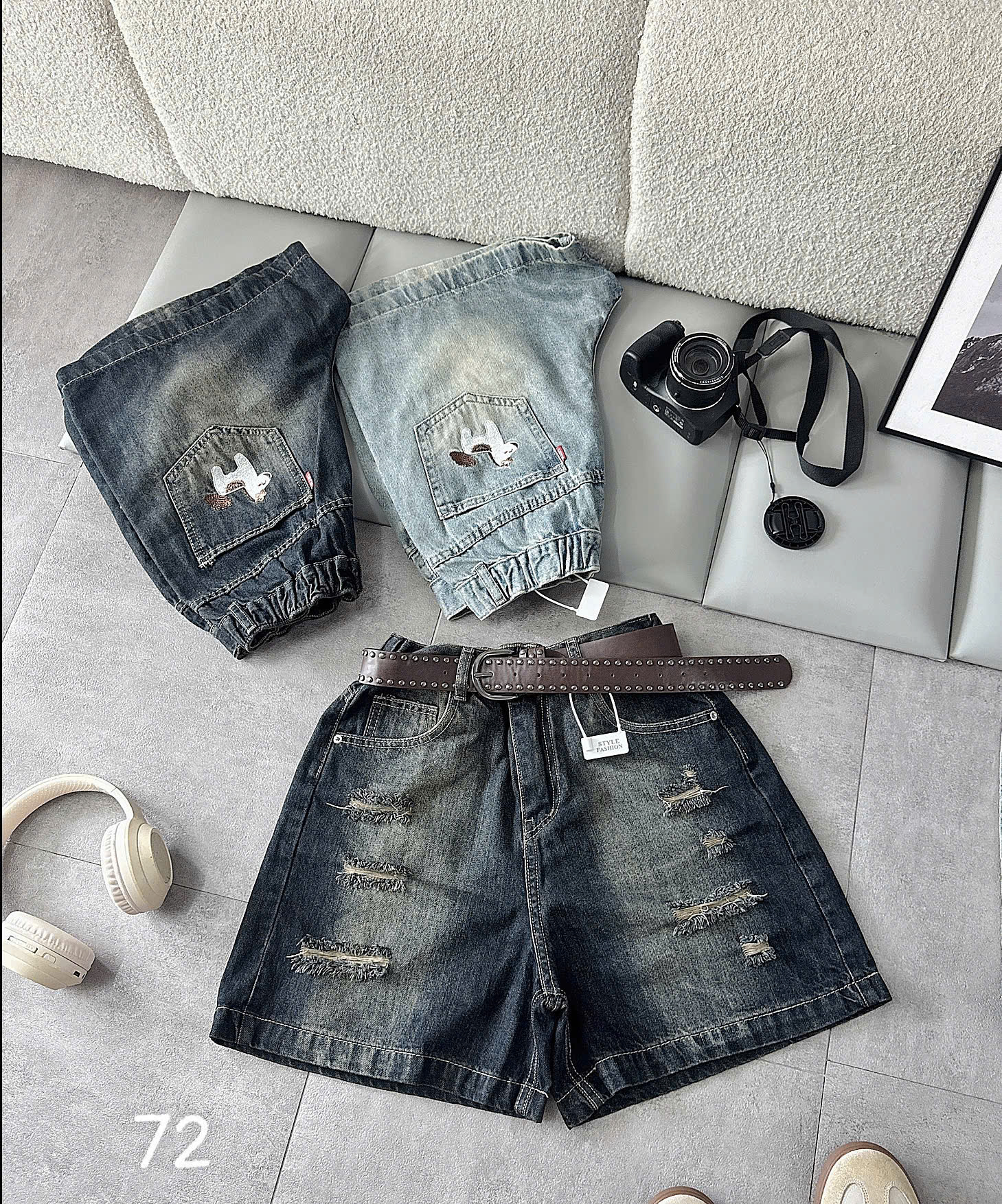 Tổng thể quần short jean lửng bigsize T-QSJ72 wash xước và túi sau thêu cún
