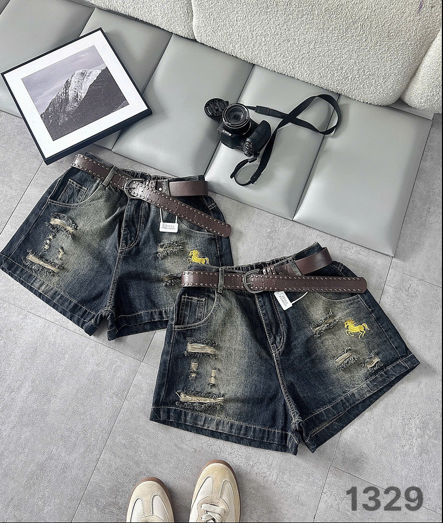 Quần short jean đen wash bigsize T-QSJ1329 phối rách và thêu ngựa
