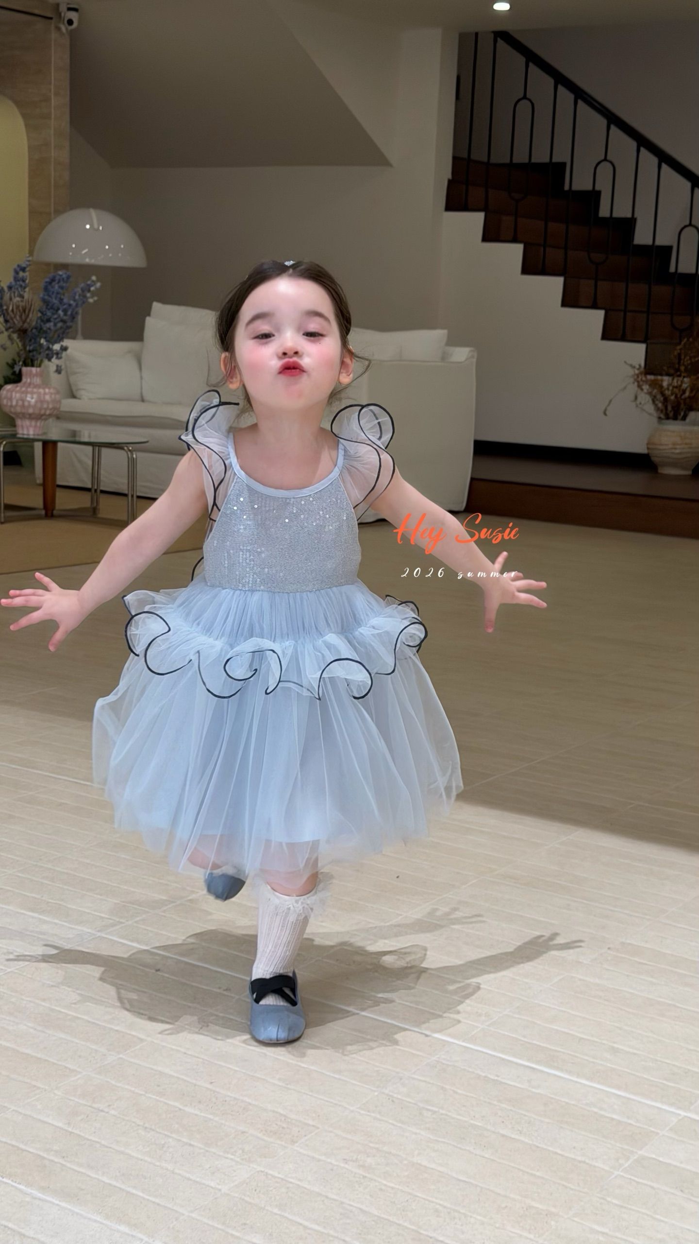 Hey Susie - Đầm công túa vai bèo tinh tế 17093