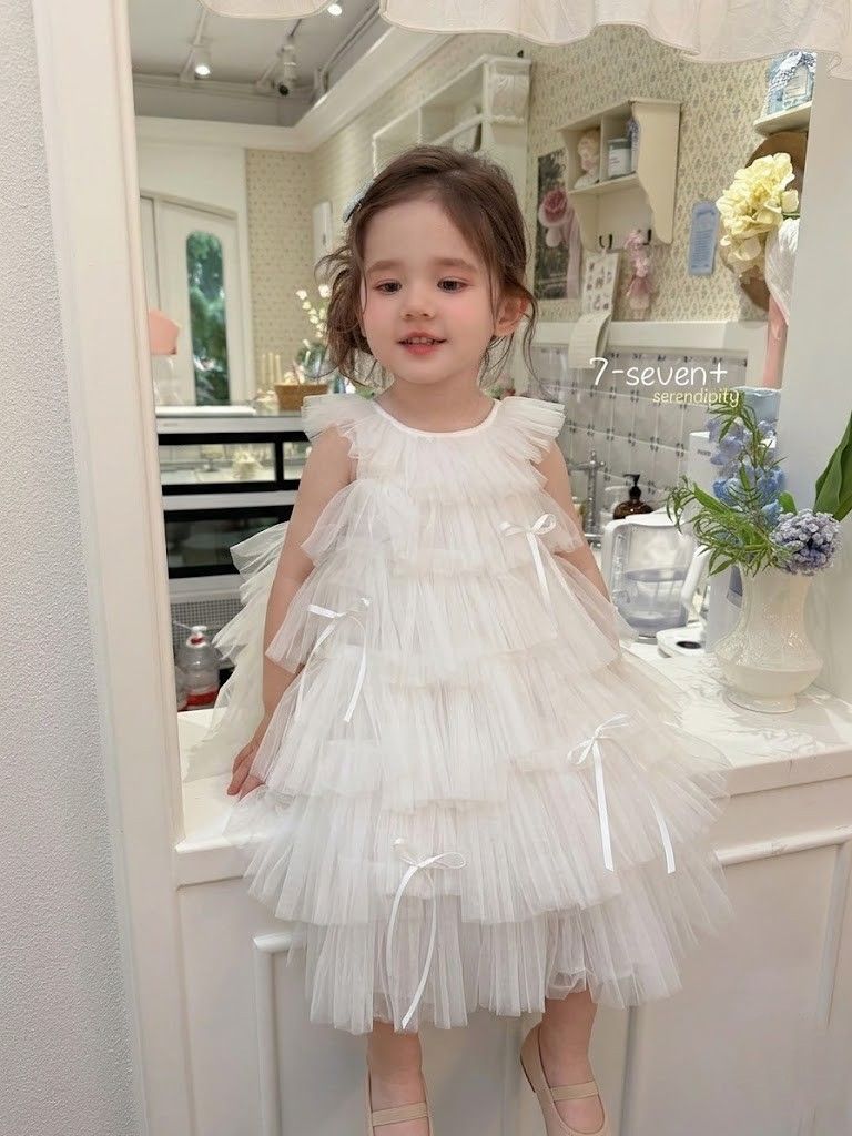 7-seven - Đầm tutu trắng đính nơ 5 tầng