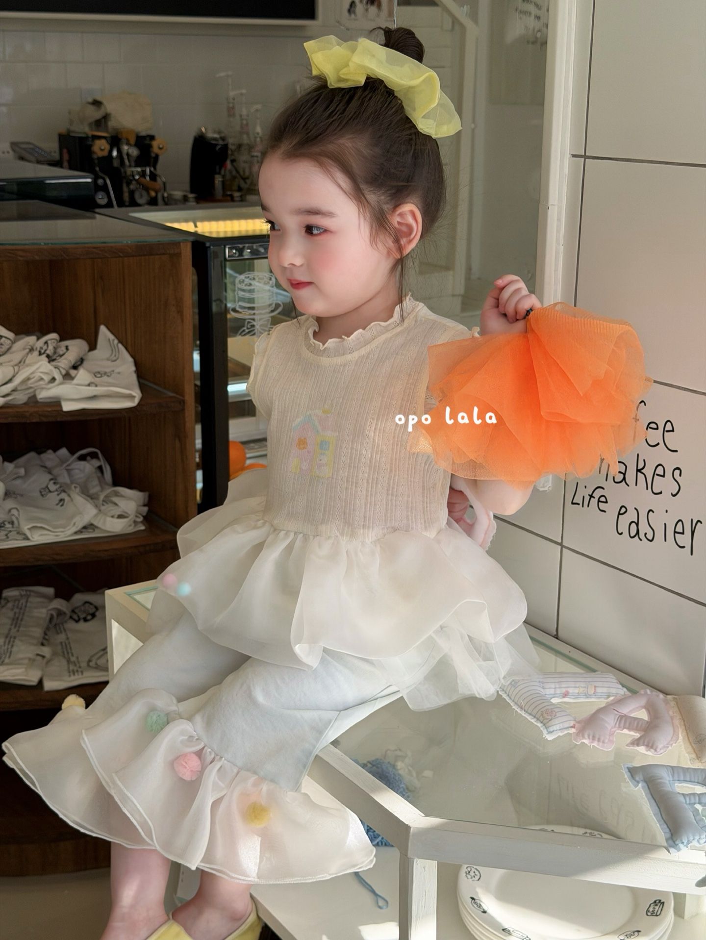 Opo Lala gấu tutu - Quần đính quả bông