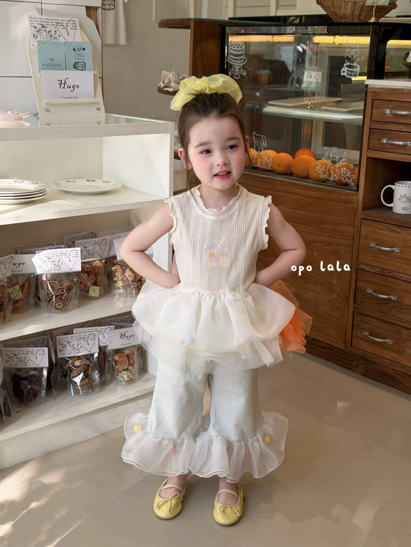 Opo Lala gấu tutu - Quần đính quả bông