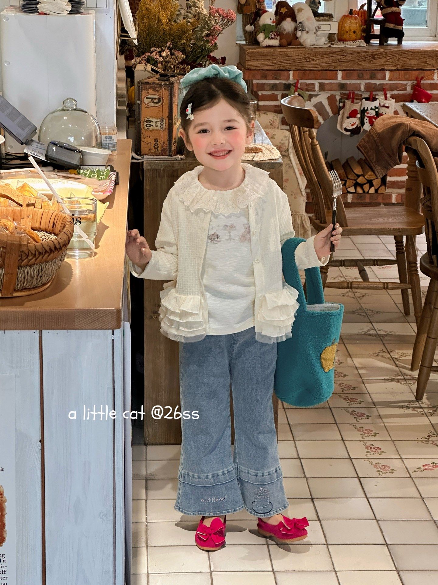 A Little Cat - Cardigan gấu bèo xếp tầng