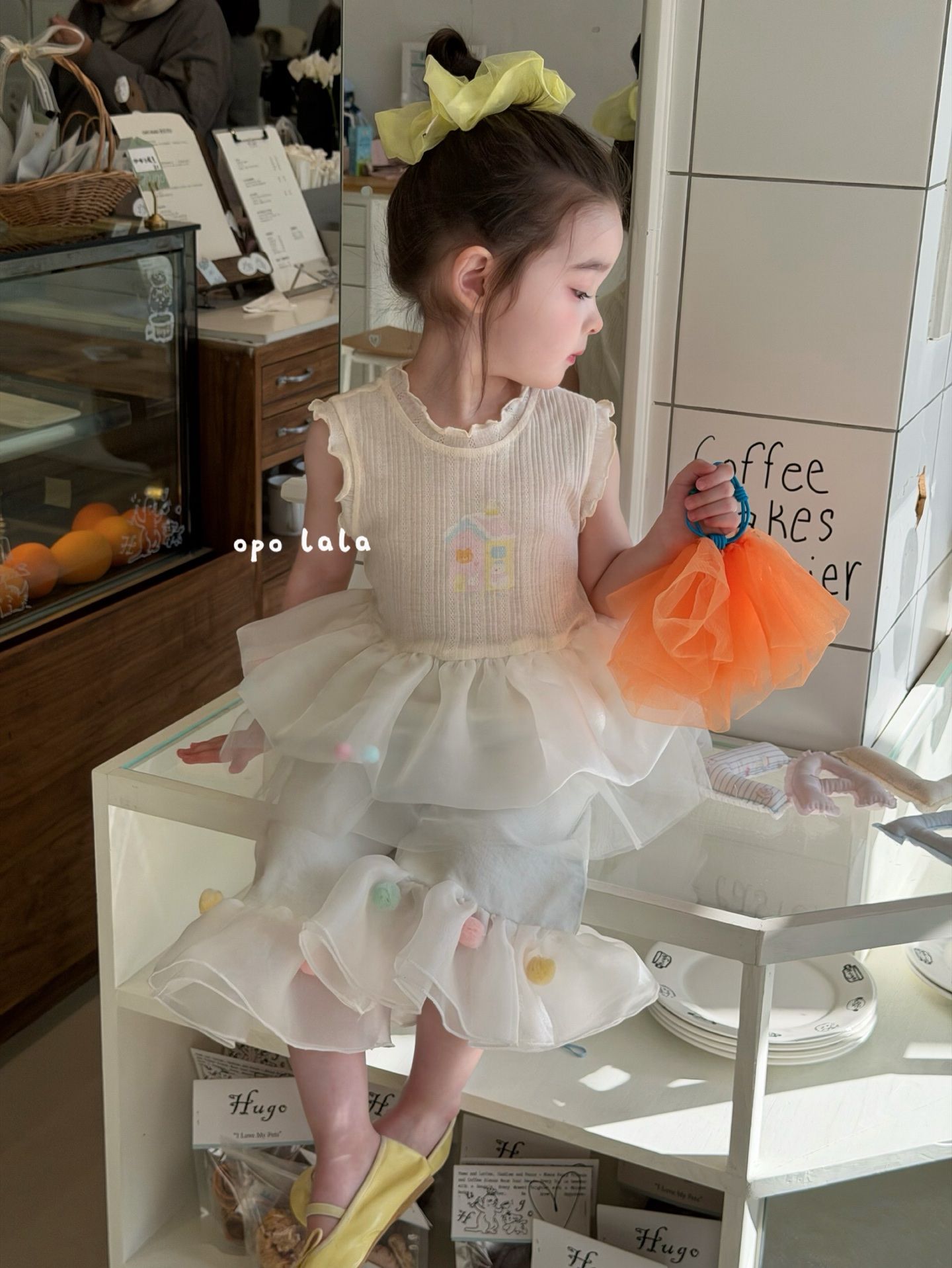 Opo Lala gấu tutu - Áo không tay