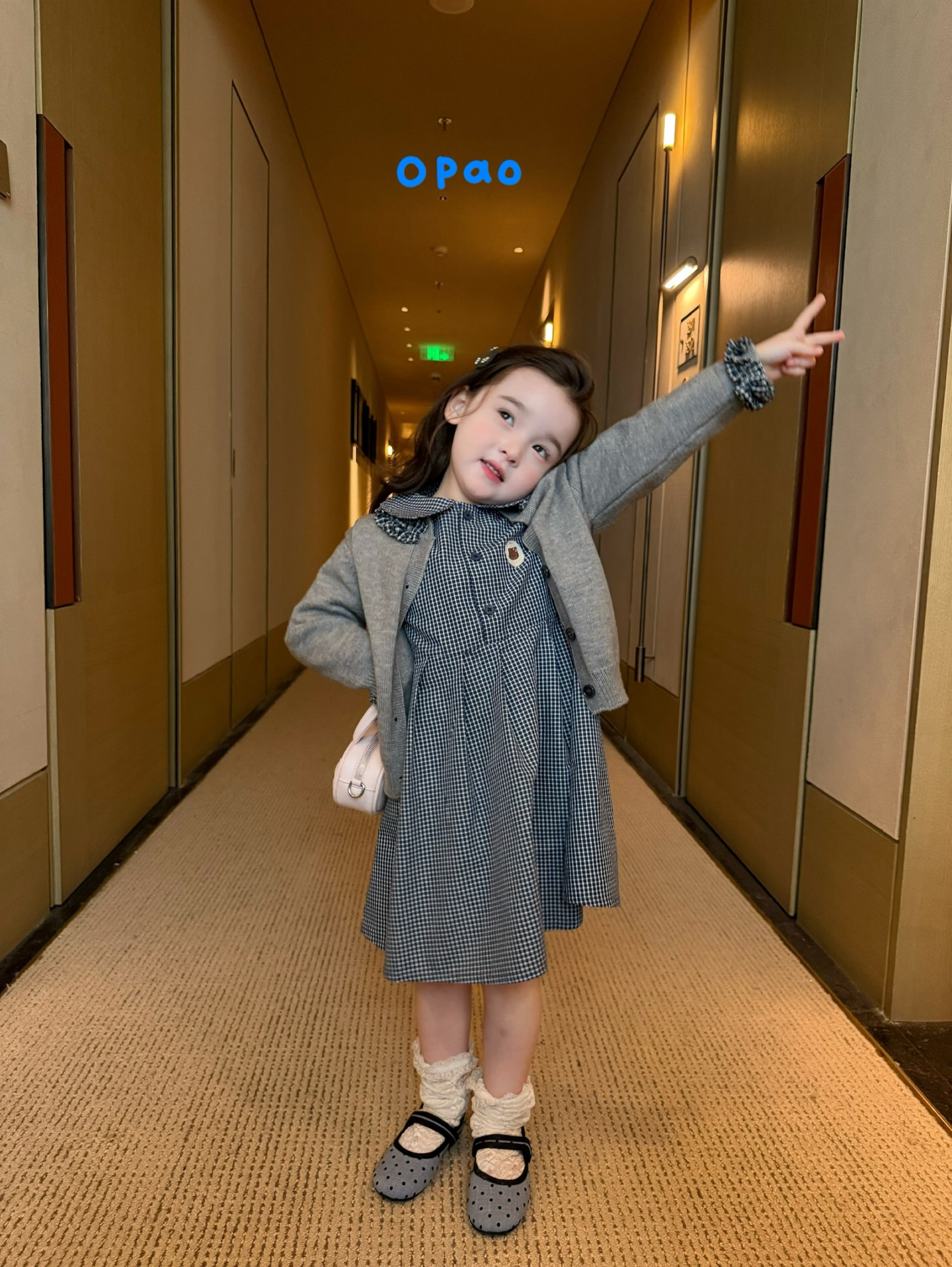 Opao - Đầm caro cổ sen
